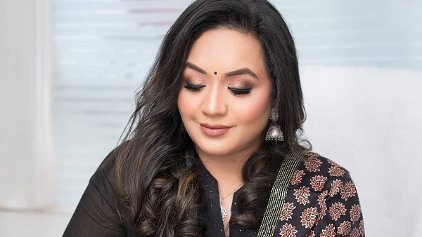 क्या खास होता है सोनिया की ड्रेस में.... क्या खास होता है सोनिया की ड्रेस में....