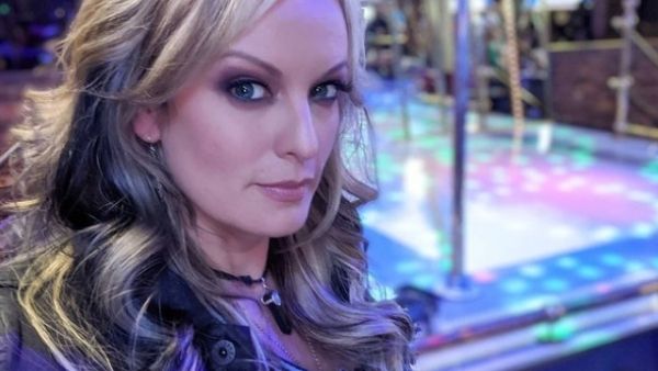 donald trump Stormy Daniels news in hindi