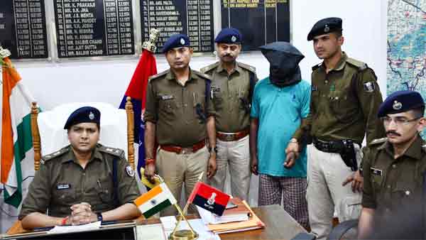 दुश्मनों को फंसाने के लिए रची थी साजिश