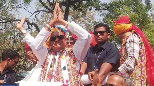 सीएम शिवराज ने जीता आदिवासीयों का दिल