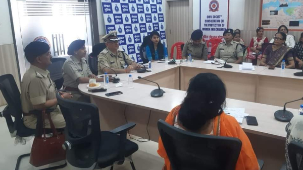 पुलिस कर्मियों को न्यू पुलिस कंट्रोल रूम में दी गई ट्रेनिंग