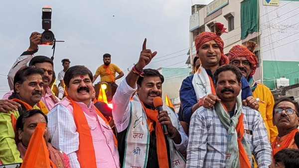 भगवा यात्रा में भाजपा विधायक रामेश्वर शर्मा भी शामिल हुए