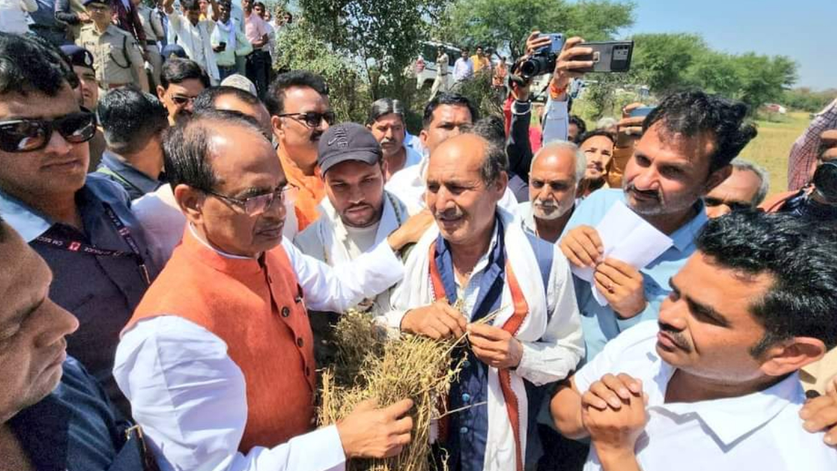 ओलावृष्टि से प्रभावित किसानों के लिए CM शिवराज ने की बड़ी घोषणा ओलावृष्टि से प्रभावित किसानों के लिए CM शिवराज ने की बड़ी घोषणा