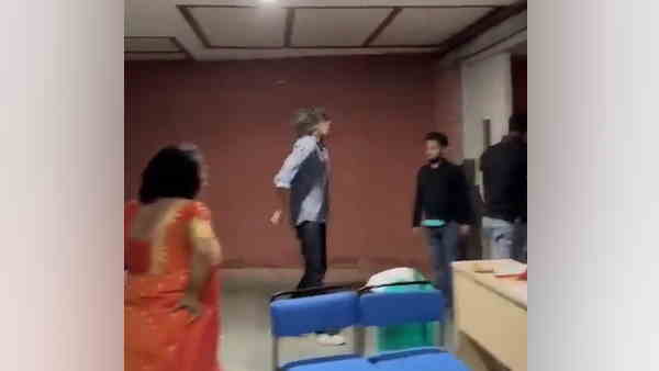 Noida video of fight between students goes viral in Amity University campus 