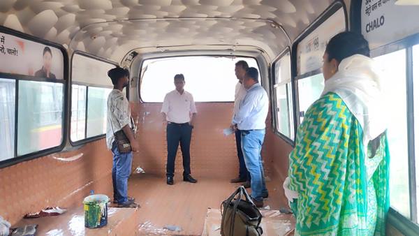Kohinoor is being built in jabalpur’s Decaying buses 