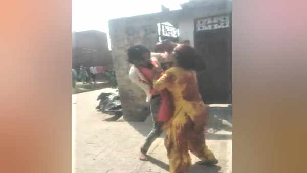  Amroha wife killed husband broad daylight with lover by stabbing live video went viral