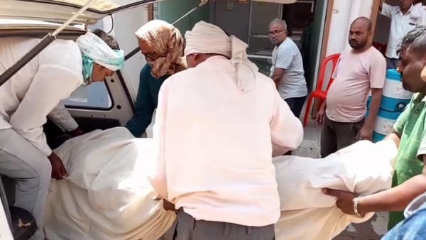 Satna News daughters treatment