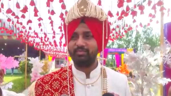UP Nikay Chunav pilibhit outgoing councilor got married because of reserved female seat in election 