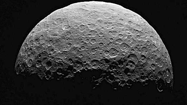 asteroid-as-big-as-aircraft-moves-towards-earth-will-be-closest-on-april-6-speed-is-67-656-km asteroid-as-big-as-aircraft-moves-towards-earth-will-be-closest-on-april-6-speed-is-67-656-km
