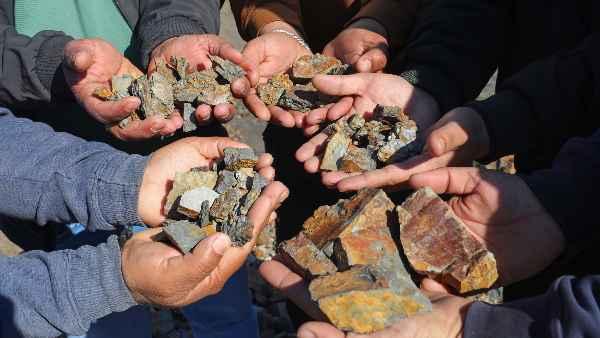 andhra-pradesh-reserves-of-15-rare-minerals-found-country-will-be-rich-in-many-industrial-field andhra-pradesh-reserves-of-15-rare-minerals-found-country-will-be-rich-in-many-industrial-field