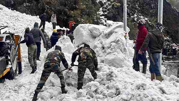 what-is-avalanche-big-incident-happened-near-nathula-of-sikkim