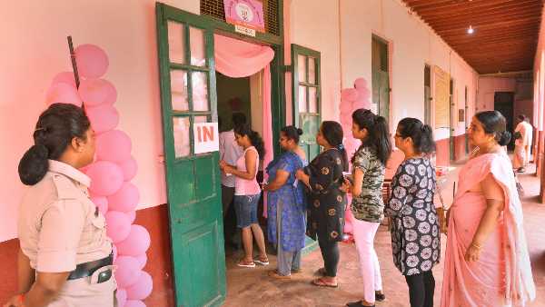 Karnataka elections:food delivery companies became active, asking voters for information related to elections