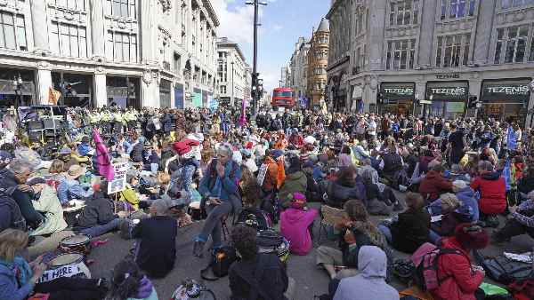 climate-change-the-risk-of-some-major-diseases-is-increasing-children-are-very-vulnerable