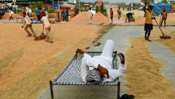 uk-emergency-alert-system-in-which-countries-it-is-implemented-why-is-it-being-opposed