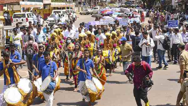 Karnataka polls:Caste once again took center stage in Karnataka elections, other issues gradually softened