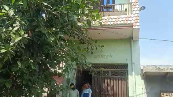 Greater Noida 2 year old girl who went missing dead body found in neighboring house in a bag