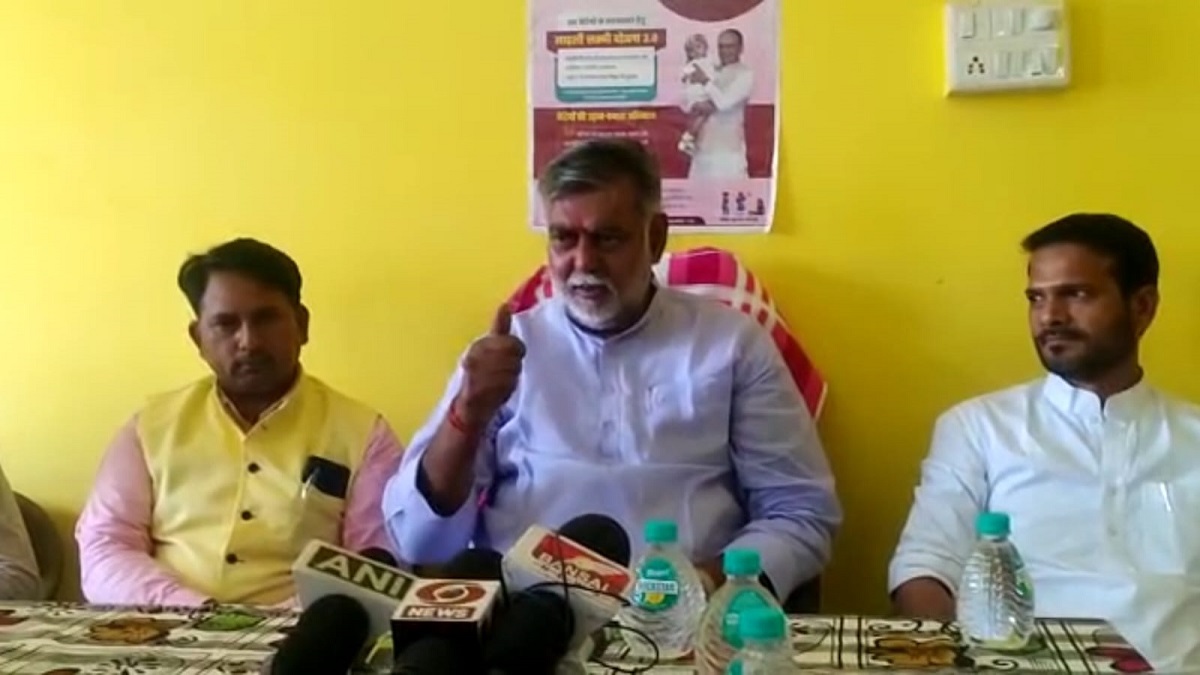 दिग्गी के बुंदेलखंड दौरे से BJP को फायदा ही होगाः प्रहलाद 