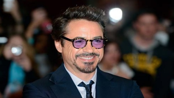 Robert Downey Jr Gum chewed bid