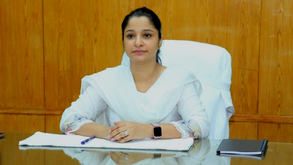 6. रुकमणी रियार, आईएएस राजस्थान कैडर
