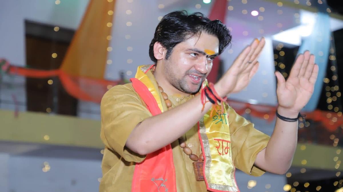 Sagar:टीवी-चैनलों को दो कौड़ी का मानते हैं धीरेंद्र शास्त्री 