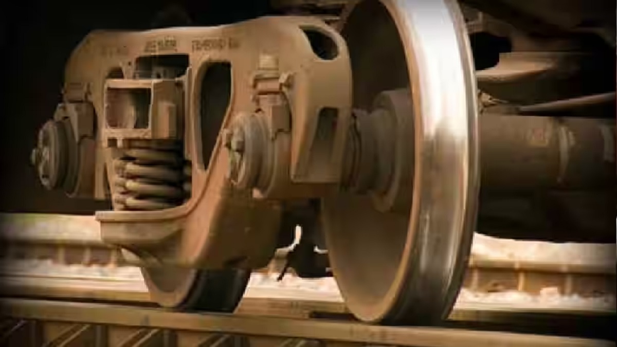 Train Wheel Weight ट्रेन के पहिए का कितना होता है वजन? जानकर रह जाएंगे
