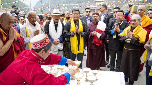 Himalayan Buddhist leaders in Arunachal Himalayan Buddhist leaders in Arunachal