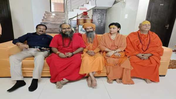 कौन है मिर्ची बाबा कौन है मिर्ची बाबा