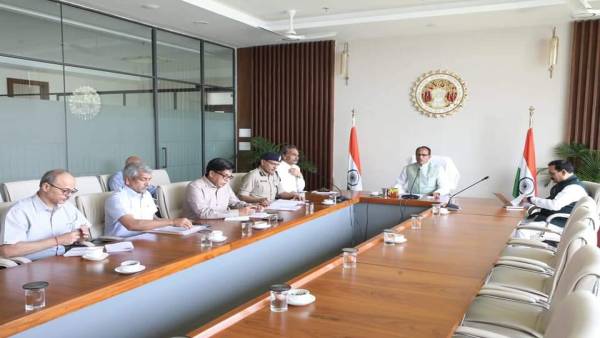 JMB-PFI संगठन पर रखें नजर: मंत्री नरोत्तम मिश्रा