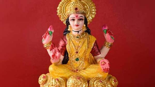 Maa Laxmi ji ki Aarti Maa Laxmi ji ki Aarti