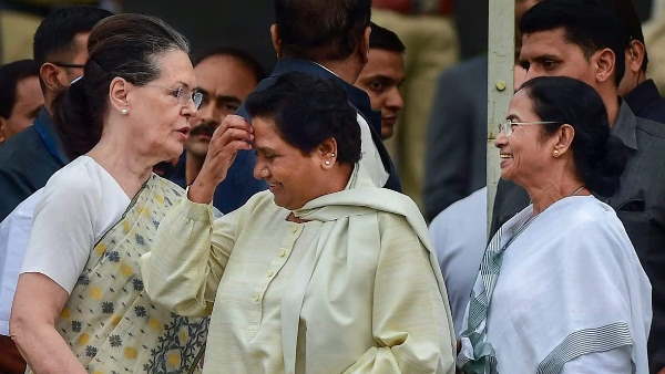 Why Congress not invite Arvind Kejriwal and Mayawati to Karnataka Govt oath ceremony