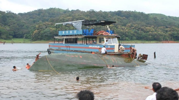 2009 Thekkady boat disaster