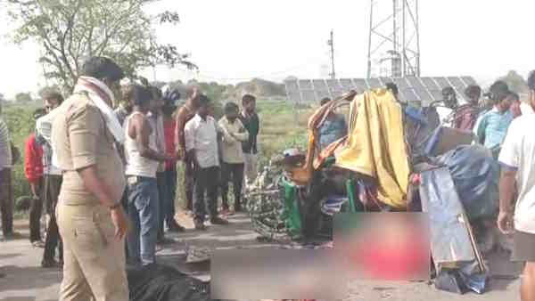 Fatehpur Road Accident: Big accident! High speed tanker blew auto, 8 people died tragically
