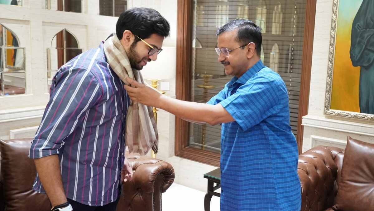 Aditya Thackeray Meets Arvind Kejriwal Aditya Thackeray Meets Arvind Kejriwal