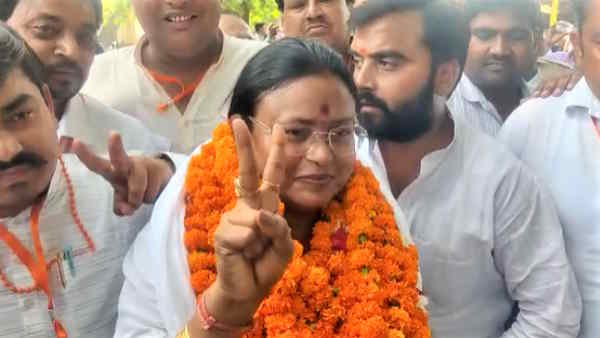 Agra nikay chunav result: Hemlata Diwakar from BJP won the mayor seat by more than 1 lakh votes