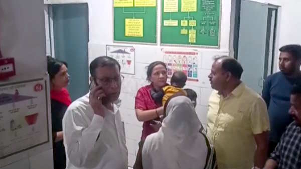 Amroha Sector Magistrates Bolero carrying ballot box ran over bike death of 4 including 2 girls