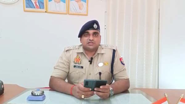 Azamgarh religious conversion under guise of Qawwali by Muslim religious leader police 18 arrested Azamgarh religious conversion under guise of Qawwali by Muslim religious leader police 18 arrested