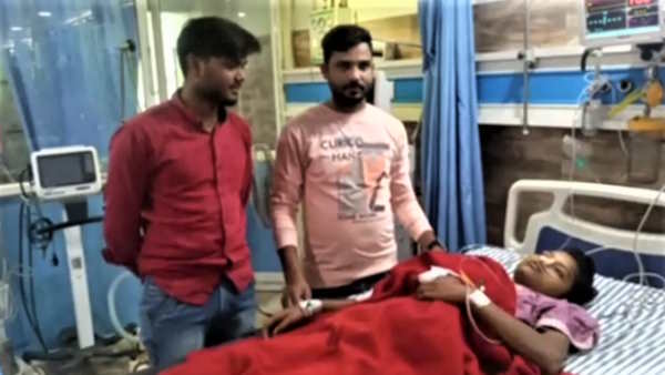 Bihar Muzaffarpur Sitamarhi 14 year old girl student murdered lover stabbed the girl with knife