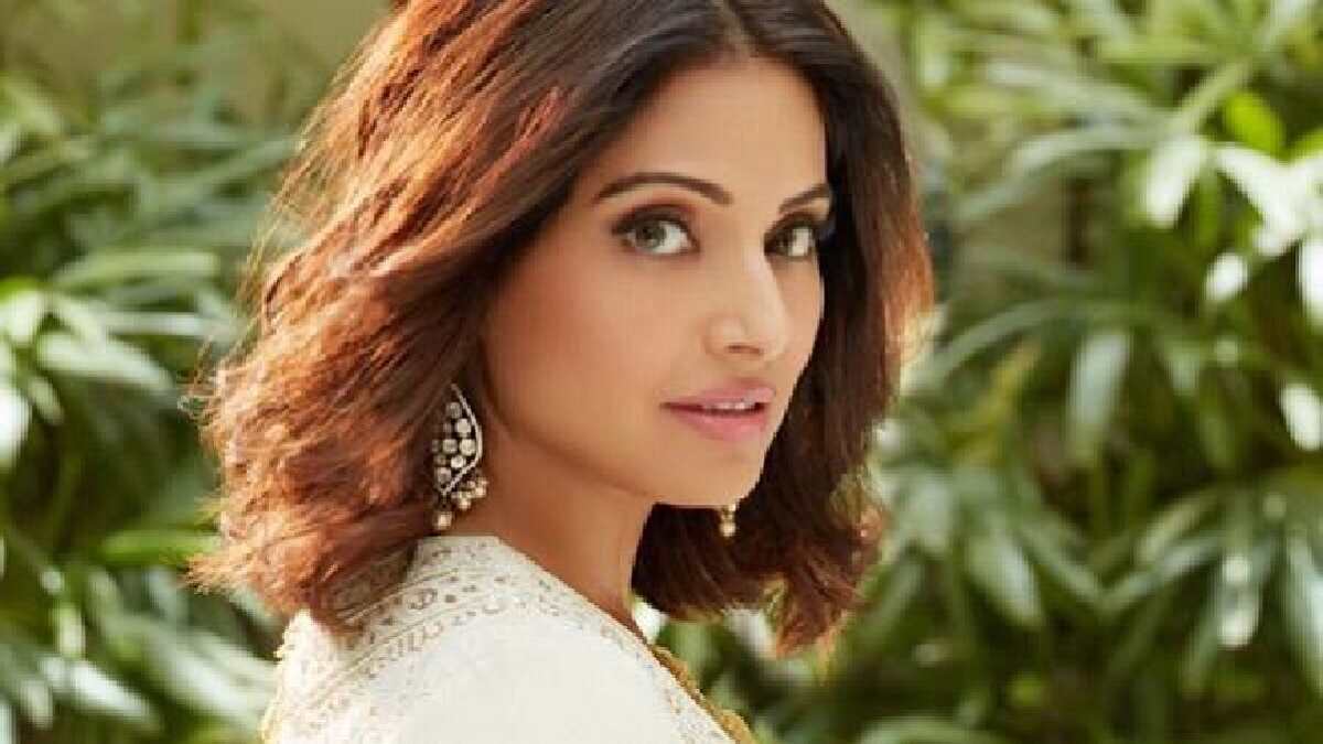 bipasha basu bipasha basu