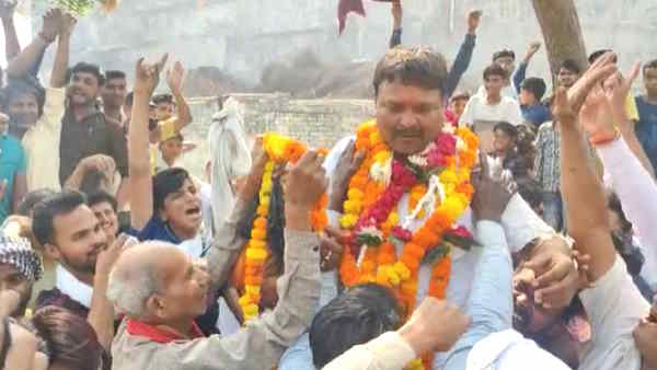 BJP candidate lost from Deputy CM Keshav Prasad Maurya ward Sirathu Nagar Panchayat Kaushambi