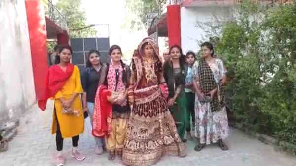 Jhansi bride Krishna Rajput reached for exam during wedding see photos of bride giving exam 