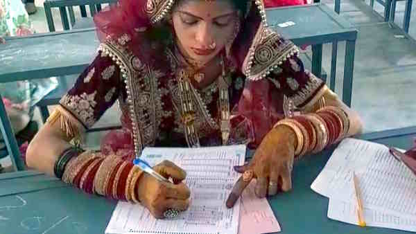 Jhansi bride Krishna Rajput reached for exam during wedding see photos of bride giving exam 