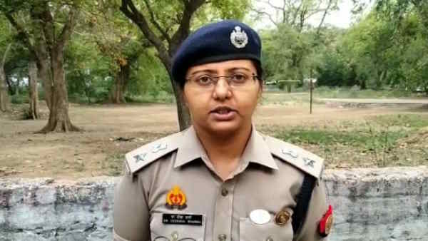 Hamirpur crime news police encounter with goon who shot inspector was shot in both legs 