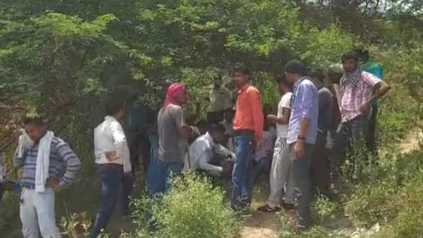 Etawah 6 boys drowning in Yamuna during Ganga Dussehra 4 were rescued search continues for 2 Etawah 6 boys drowning in Yamuna during Ganga Dussehra 4 were rescued search continues for 2