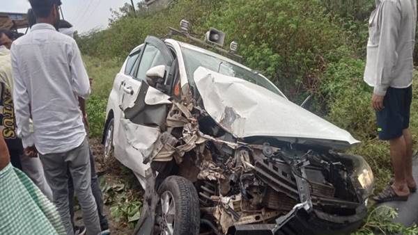 MP Ministers OPS bhadoria car collided accident