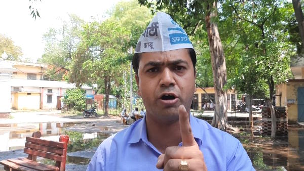 UP ballia Nikay chunav 2023 viral video BJP worker as Hanuman accused hurting religious sentiments UP ballia Nikay chunav 2023 viral video BJP worker as Hanuman accused hurting religious sentiments