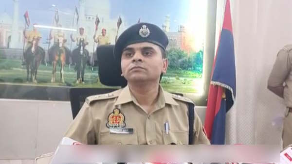 Agra Son honeytrapped father by distributing his number to girls and started blackmailing 