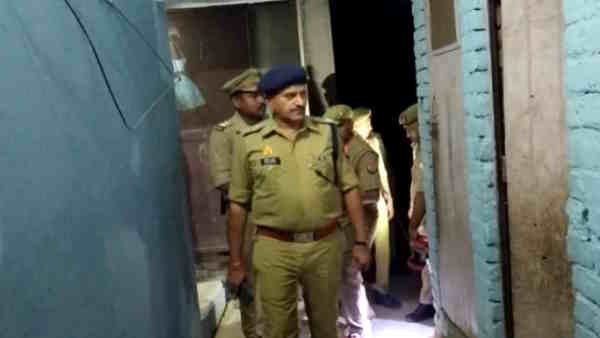 Mainpuri A 15-year-old girl burnt alive in front of brother for protesting against molestation Mainpuri A 15-year-old girl burnt alive in front of brother for protesting against molestation