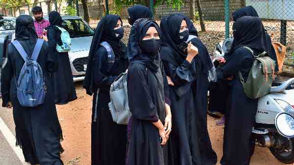 Karnataka elections:BJP is facing some challenges in coastal areas, but still looks stronger than others