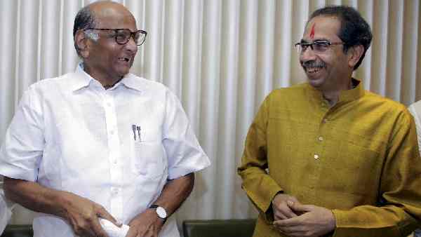 NCP Chief Sharad Pawar shows mirror to Uddhav Thackeray in his autobiography, new twist may come in Maharashtra politics