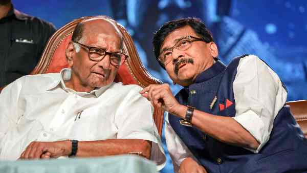 NCP Chief Sharad Pawar shows mirror to Uddhav Thackeray in his autobiography, new twist may come in Maharashtra politics